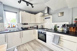 Kitchen- click for photo gallery